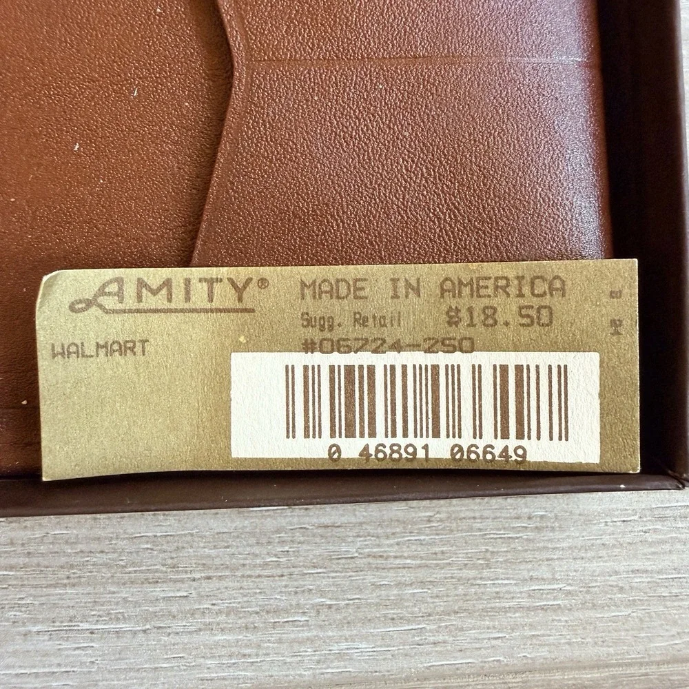 Amity Men's Vintage Leather Billfold Wallet with Box Brown